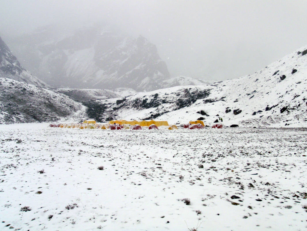 Lobuche BC snowfall